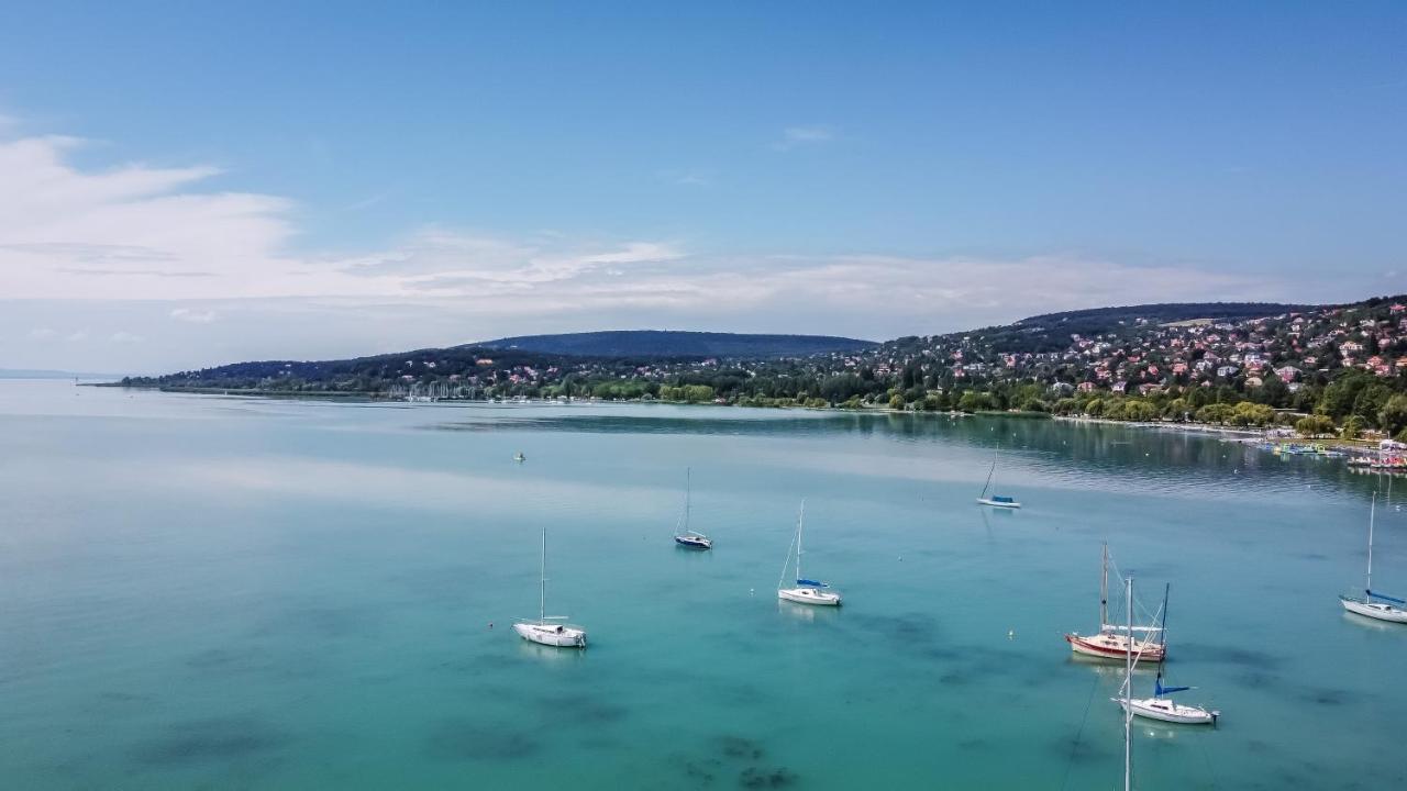 Hotel Clariss Balatonalmádi المظهر الخارجي الصورة